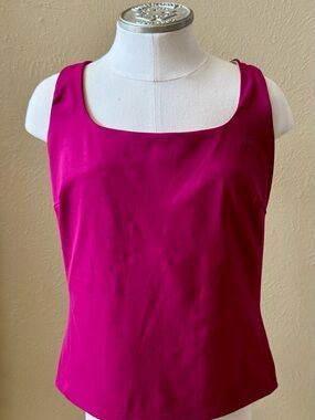 Lululemon Women’s Tank Top & Ribbed Shorts Set